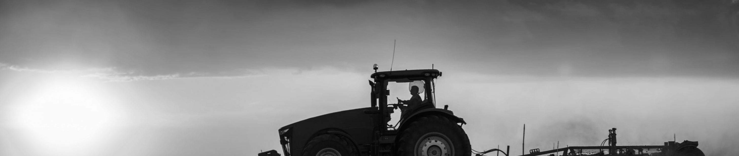 Sears Seating wins Agriculture Technology Award, AE50. Image of tractor in field